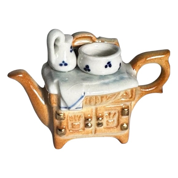 Bundle of 4 Vintage Cardew Tiny Teapots - Picture 14 of 14